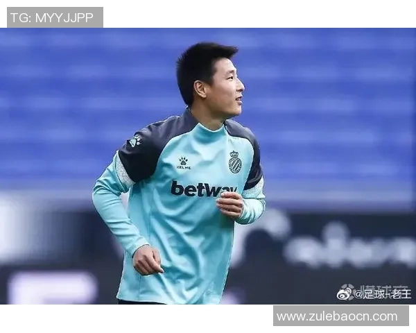 吴磊亲笔签名足球明星收藏品展现独特魅力与价值