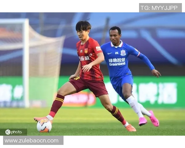 南京篮球队灵活性分析：战术调整与球员表现的深度探讨