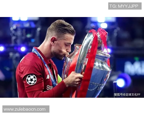 足球明星亨德森的辉煌历程与对足球的热爱与奉献精神